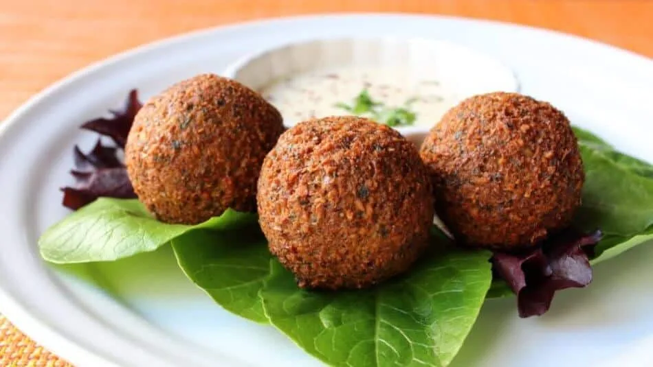 falafel e1481443944302