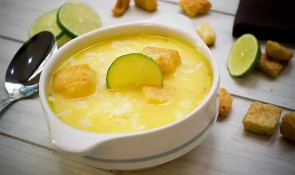 sopa griega