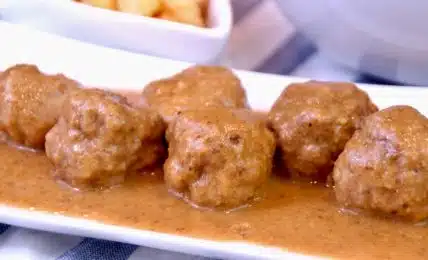 Albondigas de ternera en salsa de almendras y jamon recetas thermomix