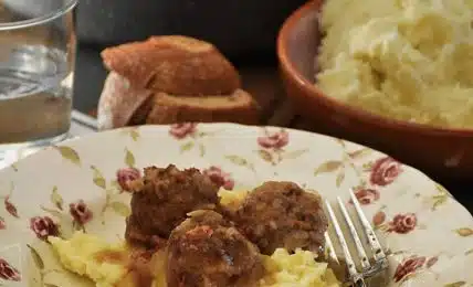 Albondigas rellenas de queso cheddar recetas theromix
