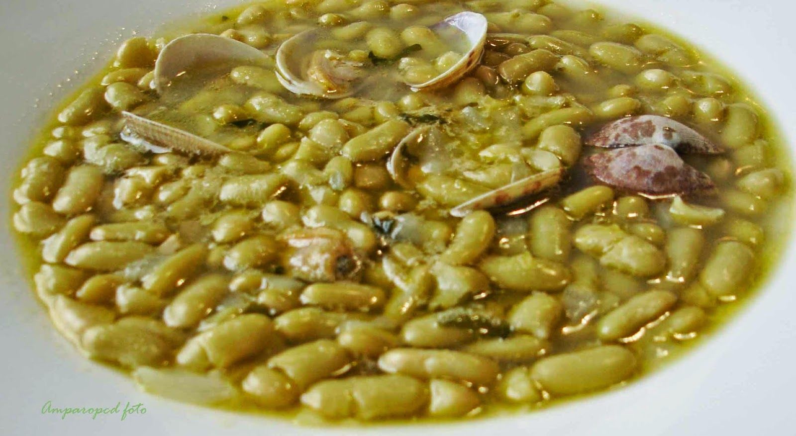 VERDINAS CON ALMEJAS