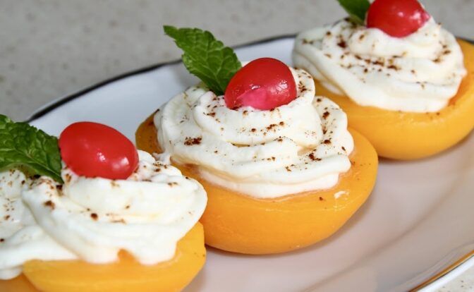MELOCOTONES RELLENOS DE QUESO