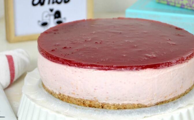 TARTA de YOGUR y FRESAS