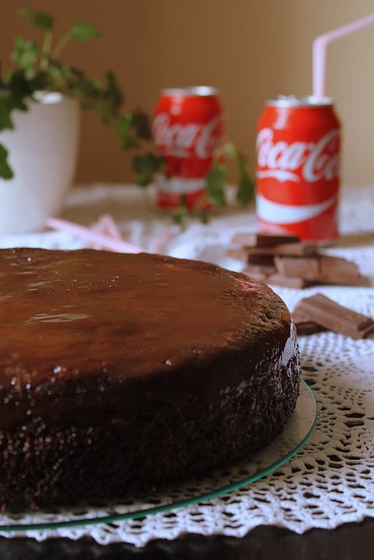 Tarta de chocolate y Coca-cola